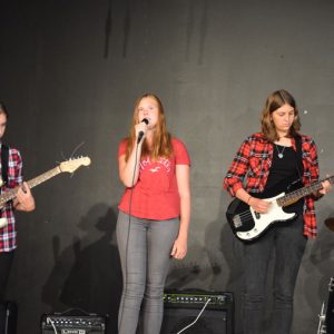 LMG Schulband „Strangers“ gewinnt ersten Preis