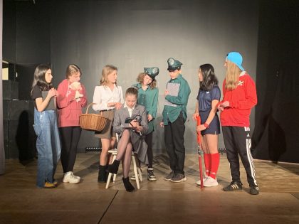 Immer dat Petra – Theateraufführung der Theater-AG, Jg. 5-7